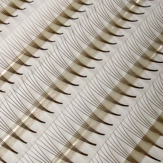 EXTENSIONS DE CILS | BOUQUETS PRÉFAITS 4D BROWN