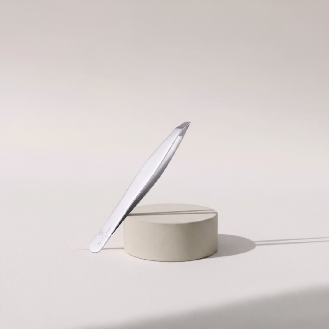 Restructuration des sourcils